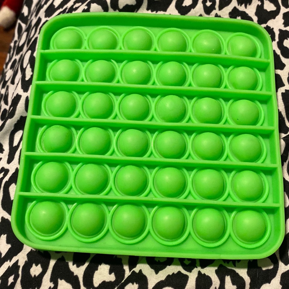 Square green pop it